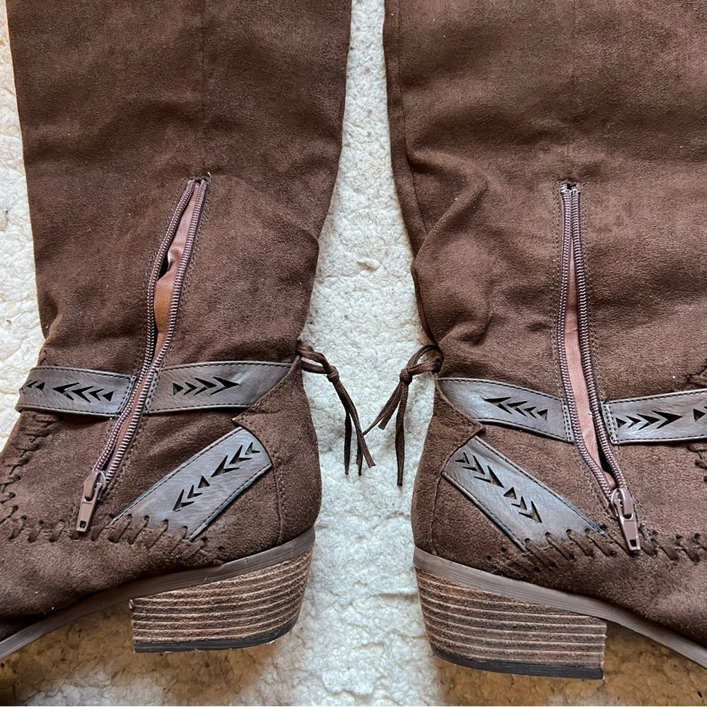 not rated: Sansa Faux Brown Suede 'Sansa Chelsea' Heeled Boots - Picture 7 of 13